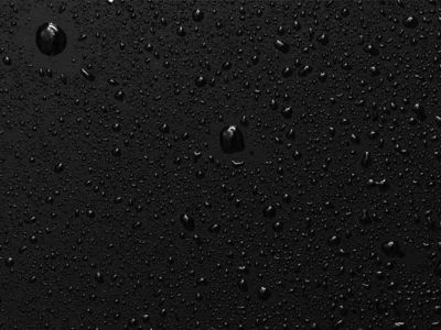 水滴凸显了在成型前干燥尼龙树脂的重要性