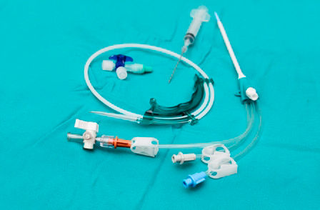 Central venous catheter with guide wire,plastic sheat, needle and syringe